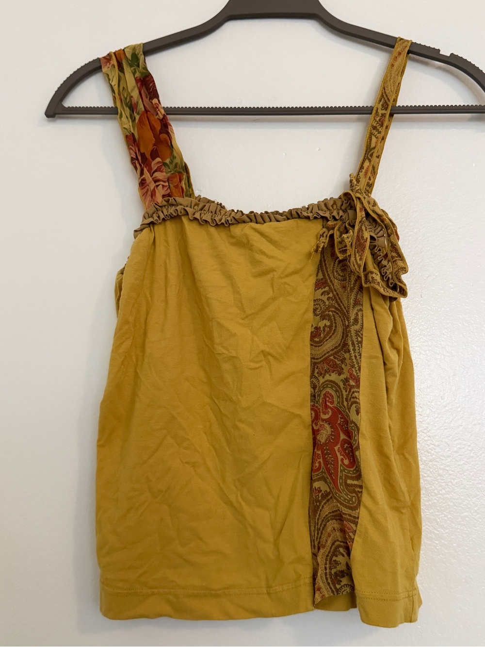 Mustard Paisley Accent Sleeveless Women’s Tank Top